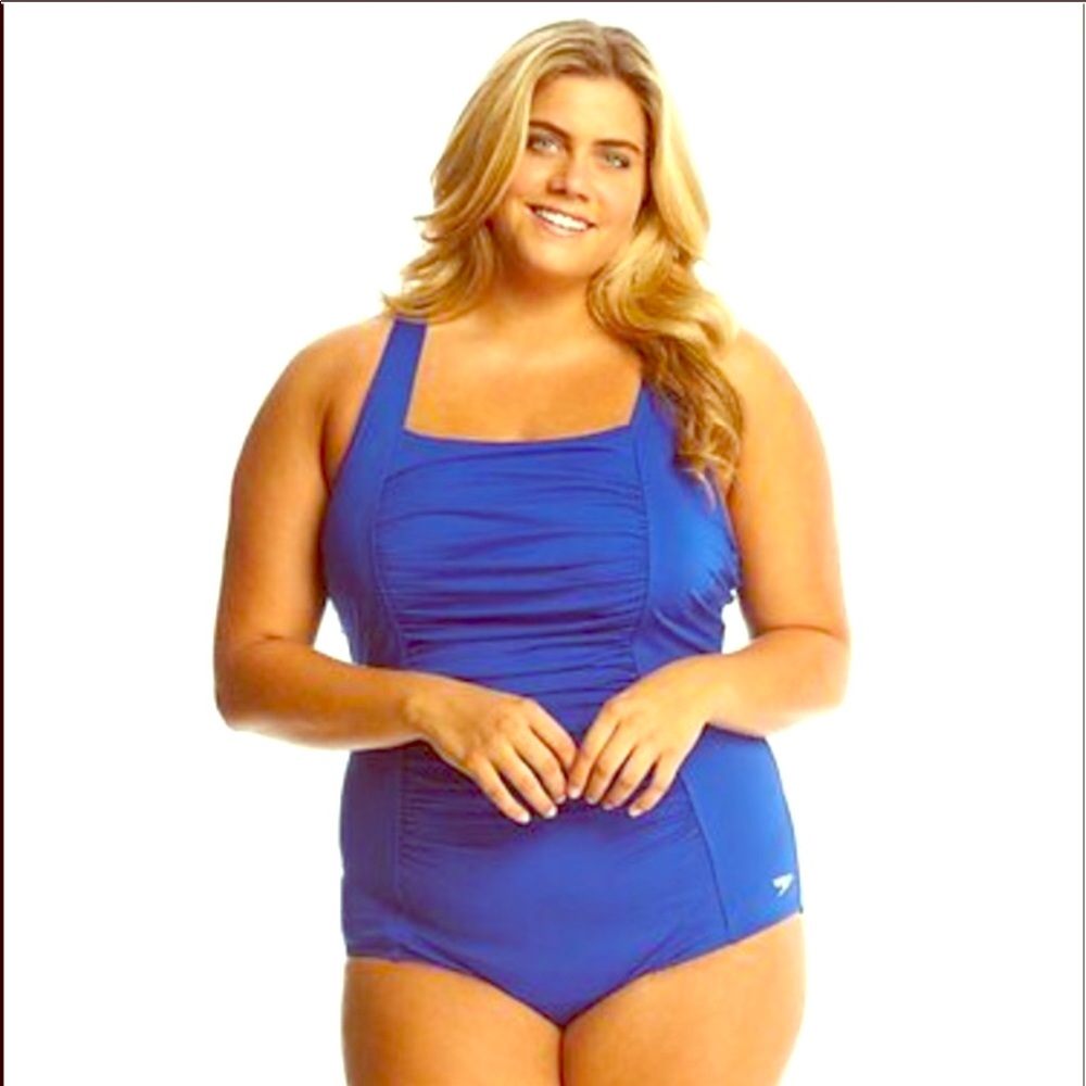 SPEEDO HYDROBRA ruched one piece swimsuit Size 18